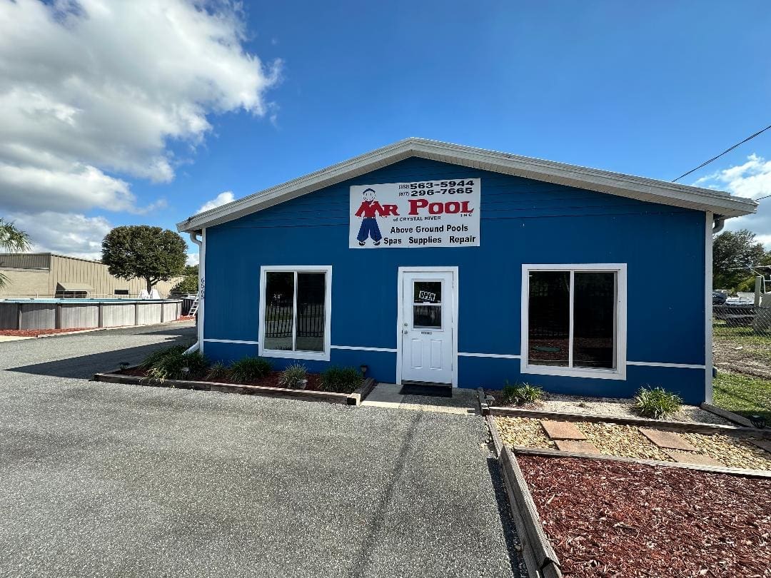 Mr. Pool of Crystal River in Crystal River, Florida